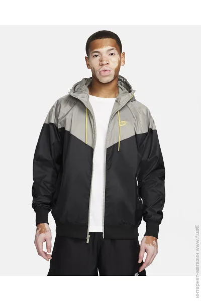  Nike Sportswear Windrunner (DA0001-017-M)