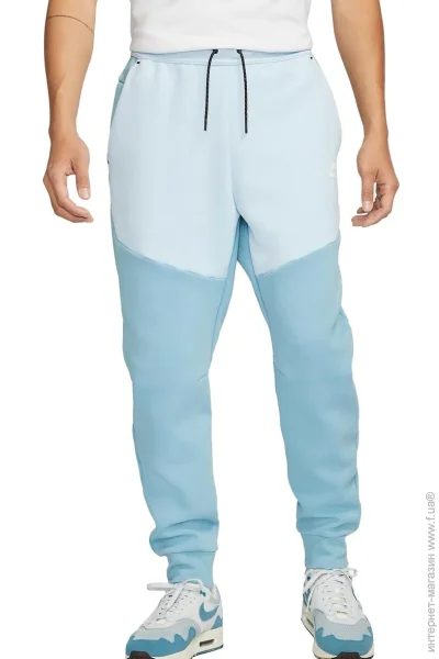   Nike Tech Fleece (CU4495-494-XL)