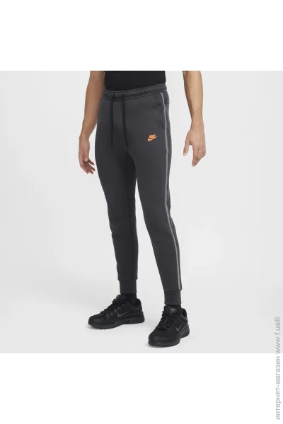   Nike Tech Fleece Joggers (HQ3747-060-XL)