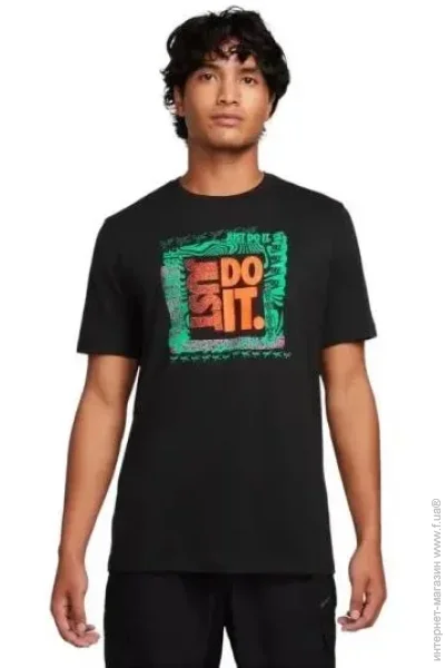  Nike T-Shirt Sportswear (FQ3772-010-S)