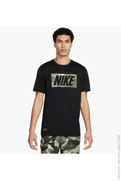   Nike T-Shirt Sportswear (FQ3885-010-S)