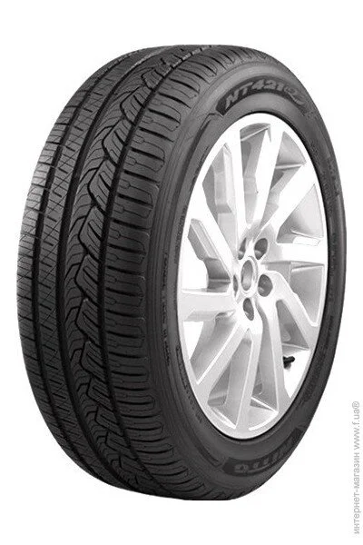   Nitto NT421Q 235/55 R19 105W