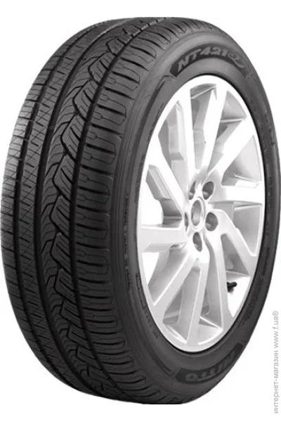   Nitto NT421Q 235/65 R17 108V