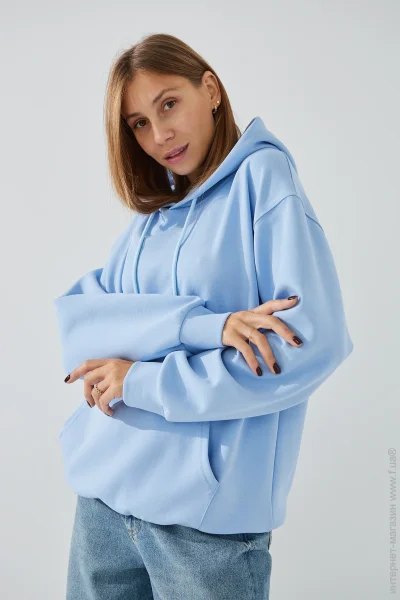 On Me    24-09 S  (2000990546159D)
