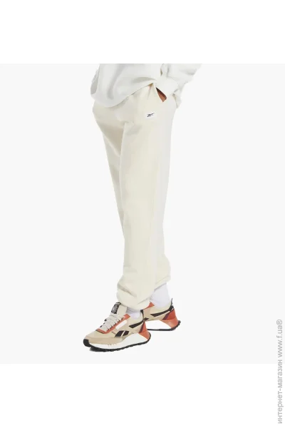   Reebok Classics Natural Dye White (HS9153-M)