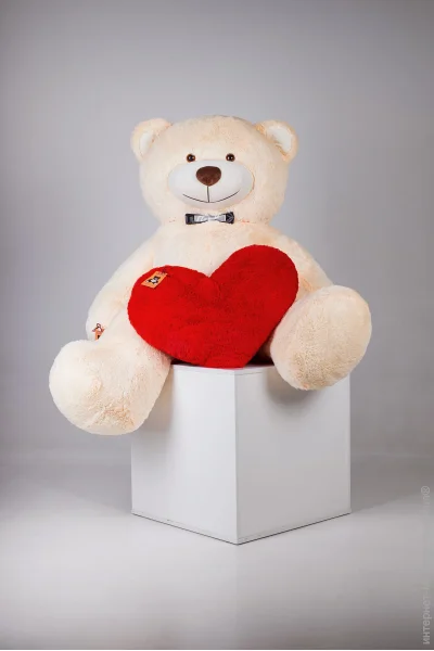   Yarokuz       200  (UT010-200richard-PEACH-HEART)