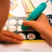 Стержень 3Doodler Набор стержней для 3D-ручки Микс (зеленый, желтый, розовый) 75 шт. (3DS-ECO-MIX4-75) Стержень 3Doodler Набор стержней для 3D-ручки Микс (зеленый, желтый, розовый) 75 шт. (3DS-ECO-MIX4-75)