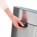 ³   Brabantia    Touch Bin 40  200748