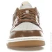  Nike DUNK LOW LX .39 (FJ2260-001-39)