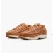  Nike Se (HF0015-201-42)