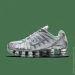  Nike Shox (AR3566-003-40)