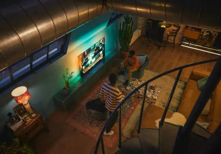  6 Philips OLED718