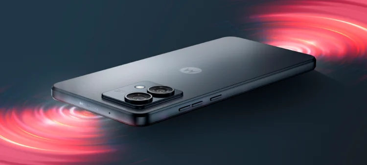  6 Moto G84