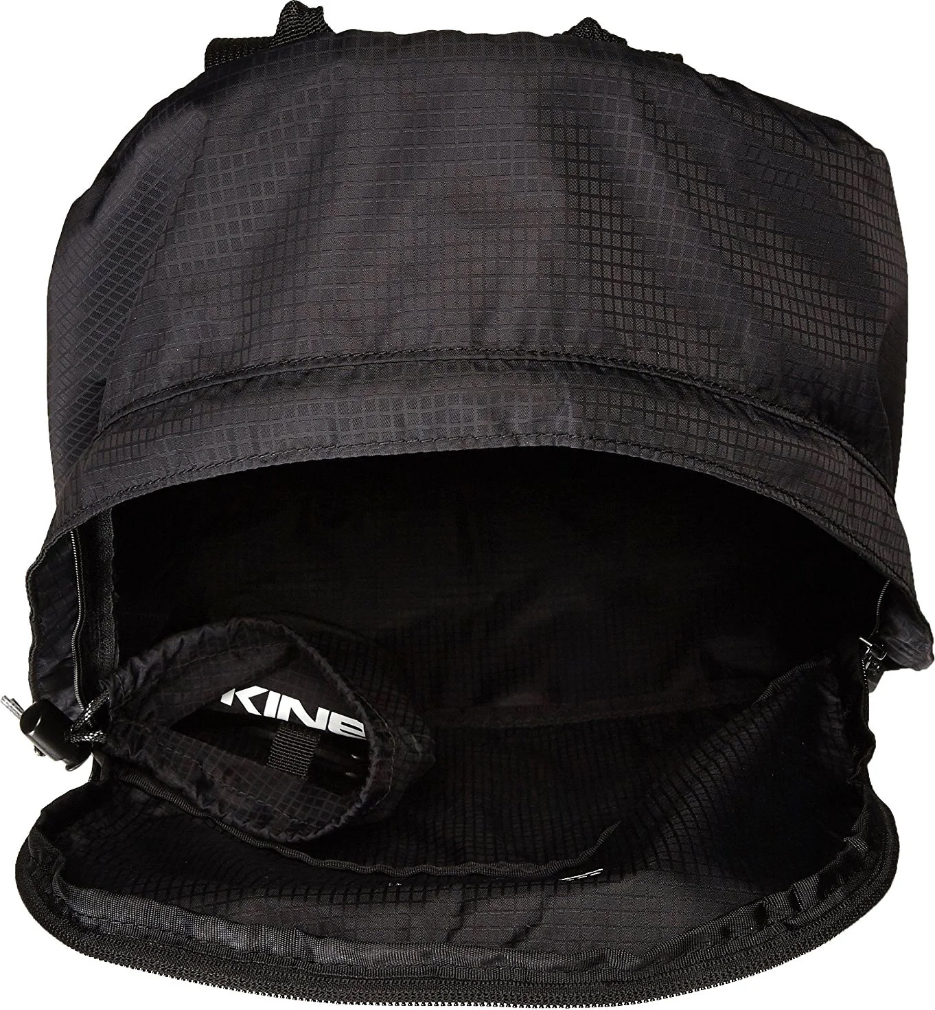 Черный рюкзак для мужчин и женщин полиэстер Dakine Stashable Backpack 20л, black (8130101)