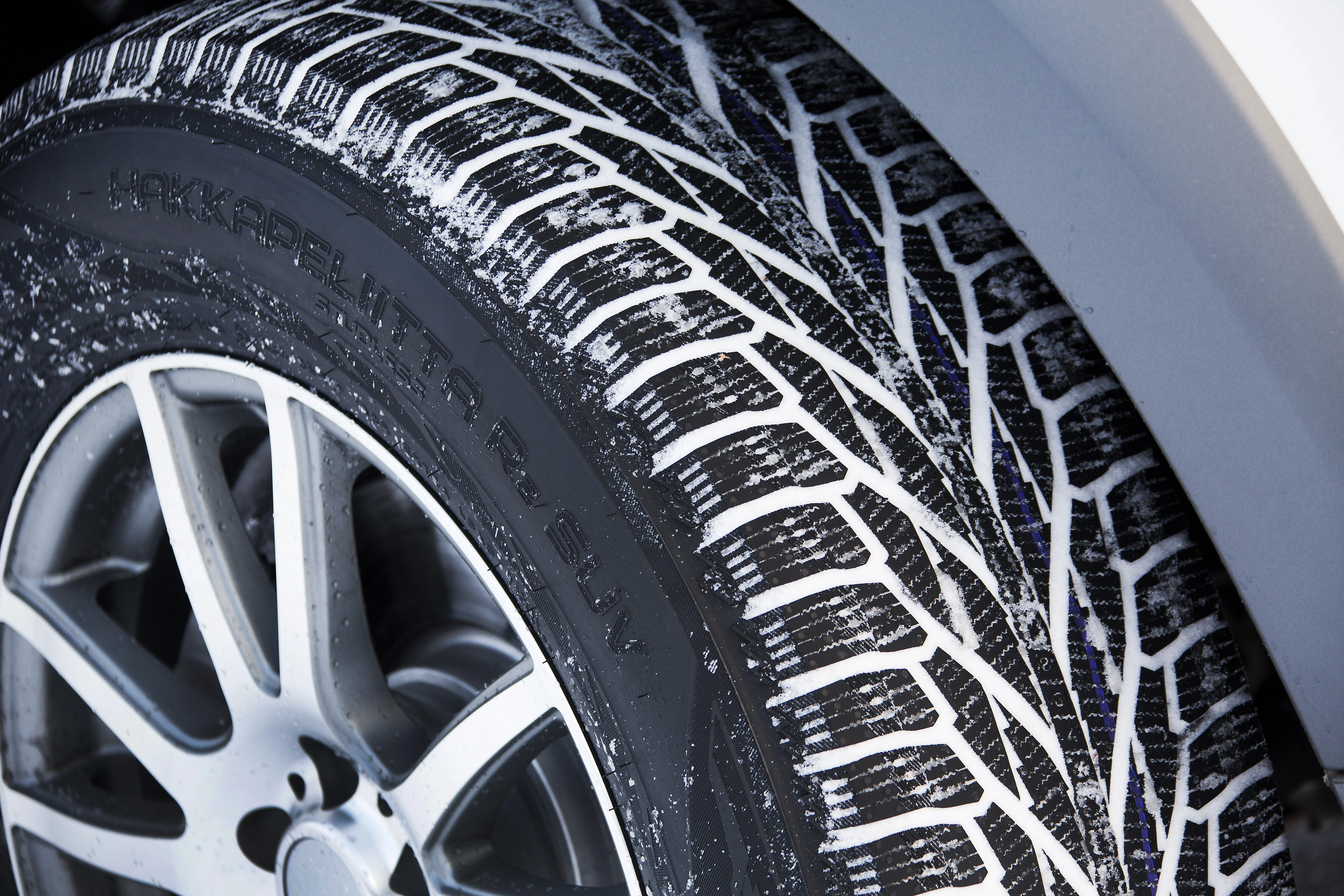Nokian hakkapeliitta r2 suv. Шины nokian tyres hakkapeliitta r2 suv. Nokian tyres hakkapeliitta 2. Nokian hkpl r2. Nokian hakkapeliitta r2 suv.